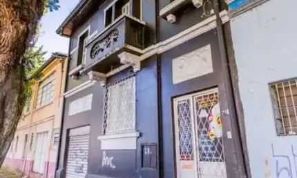 Casa com 4 quartos à venda na Rua São Carlos, 716, Floresta, Porto Alegre, 180 m2 por R$ 940.500