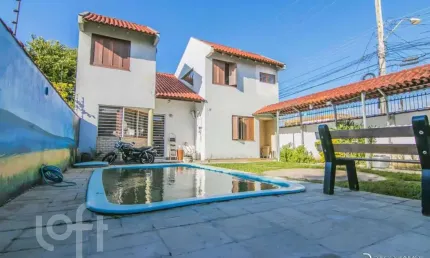 Casa com 3 quartos à venda na rua padre joão batista reus, 2268, camaquã, porto alegre, 255 m2 por r$ 1.270.000