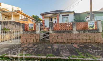 Casa com 3 quartos à venda na Parque dos Nativos, 415, Vila Ipiranga, Porto Alegre, 90 m2 por R$ 800.000