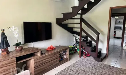 Casa com 3 quartos à venda na Avenida Emílio Schlabitz Neto, 139, Morro Santana, Porto Alegre, 99 m2 por R$ 605.000