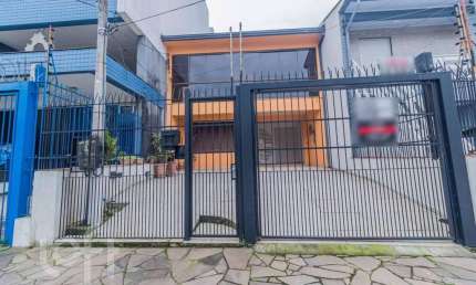 Casa com 4 quartos à venda na Rua Damasco, 38, Azenha, Porto Alegre, 229 m2 por R$ 799.000