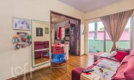 Casa com 3 quartos à venda na Avenida Bernardino Silveira de Amorim, 2046, Rubem Berta, Porto Alegre, 230 m2 por R$ 270.750
