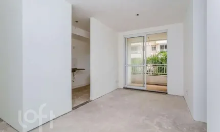 Apartamento com 3 quartos à venda na Rua Airton Ferreira da Silva, 295, Humaitá, Porto Alegre, 65 m2 por R$ 283.000