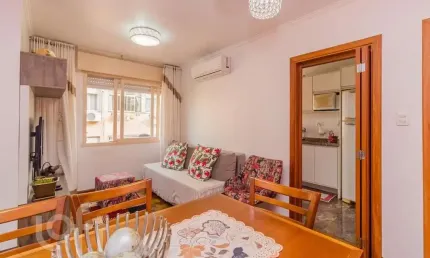 Apartamento com 2 quartos à venda na Rua Doutor Vargas Neto, 45, Passo das Pedras, Porto Alegre, 59 m2 por R$ 210.000