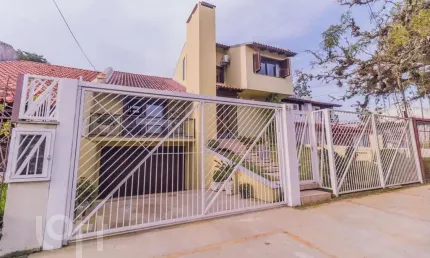 Casa com 3 quartos à venda na Rua Arnaldo Bernardi, 60, Ipanema, Porto Alegre, 298 m2 por R$ 1.100.000