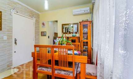 Apartamento com 2 quartos à venda na Avenida Cristóvão Colombo, 57, Independência, Porto Alegre, 50 m2 por R$ 362.000