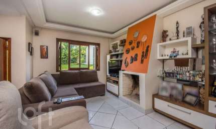 Casa em condomínio fechado com 4 quartos à venda na Avenida Vicente Monteggia, 2000, Vila Nova, Porto Alegre, 304 m2 por R$ 890.000