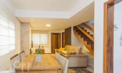 Casa em condomínio fechado com 3 quartos à venda na Rua Doutor Pio Ângelo, 15, Ipanema, Porto Alegre, 202 m2 por R$ 598.000
