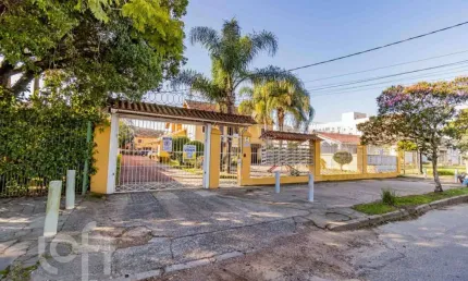 Casa em condomínio fechado com 2 quartos à venda na estrada campo novo, 361, ipanema, porto alegre, 56 m2 por r$ 209.000