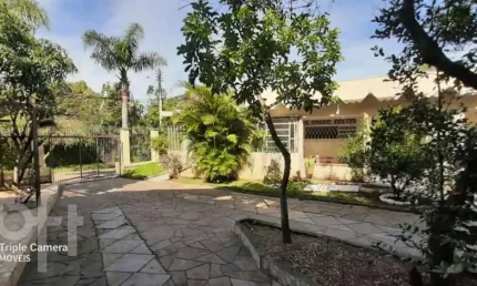 Casa com 5 quartos à venda na rua guaraum, 286, vila assunção, porto alegre, 400 m2 por r$ 2.350.000