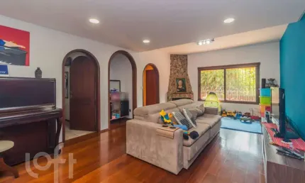 Casa em condomínio fechado com 3 quartos à venda na Rua Hipólito da Costa, 500, Santa Tereza, Porto Alegre, 342 m2 por R$ 980.000