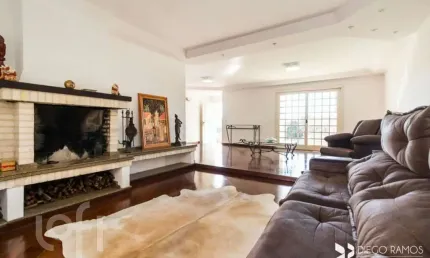 Casa com 4 quartos à venda na Rua Aluízio de Azevedo, 25, Jardim Itu Sabará, Porto Alegre, 320 m2 por R$ 1.200.000