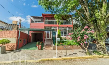 Casa em condomínio fechado com 4 quartos à venda na Rua Professor Antônio José Remião, 15, Espírito Santo, Porto Alegre, 300 m2 por R$ 850.000