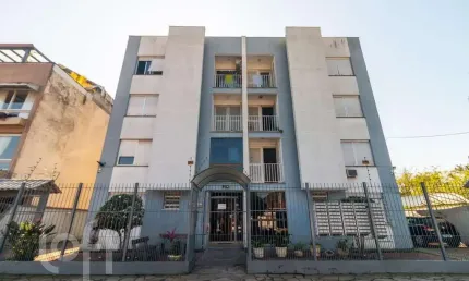 Apartamento com 2 quartos à venda na rua joaquim de carvalho, 650, vila nova, porto alegre, 50 m2 por r$ 210.000
