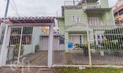 Casa com 5 quartos à venda na Rua Folha da Tarde, 49, Cristal, Porto Alegre, 330 m2 por R$ 1.790.000
