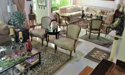 Casa com 3 quartos à venda na travessa pedra redonda, 276, ipanema, porto alegre, 480 m2 por r$ 1.750.000