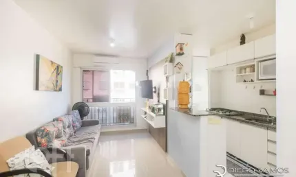 Apartamento com 2 quartos à venda na Rua Tenente Ary Tarrago, 3095, Passo das Pedras, Porto Alegre, 48 m2 por R$ 240.000