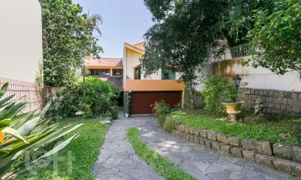 Casa com 5 quartos à venda na Rua Coronel Gomes de Carvalho, 352, Tristeza, Porto Alegre, 305 m2 por R$ 3.200.000
