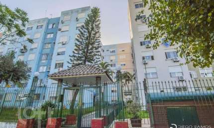 Apartamento com 2 quartos à venda na Avenida Palmira Gobbi, 130, Humaitá, Porto Alegre, 57 m2 por R$ 200.000