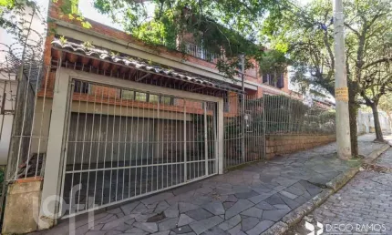 Casa com 4 quartos à venda na Rua Fonseca Guimarães, 34, Medianeira, Porto Alegre, 347 m2 por R$ 1.350.000
