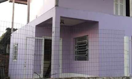 Casa com 3 quartos à venda na Rua Reinaldo Muller, 856, Ponta Grossa, Porto Alegre, 144 m2 por R$ 190.000