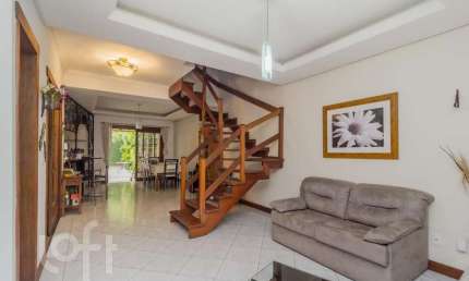 Casa com 3 quartos à venda na Rua Caribe, 42, Ipanema, Porto Alegre, 222 m2 por R$ 670.000