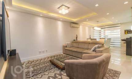 Casa com 3 quartos à venda na Avenida Alberto Pasqualini, 1257, Jardim Itu Sabará, Porto Alegre, 198 m2 por R$ 1.050.000