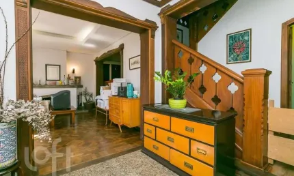 Casa com 4 quartos à venda na Rua Guaiana, 123, Vila Assunção, Porto Alegre, 350 m2 por R$ 1.600.000
