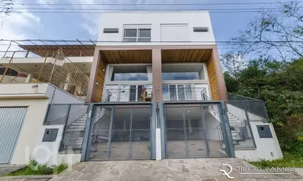 Casa com 3 quartos à venda na Rua Professor Luiz Antônio Lopes, 360, Morro Santana, Porto Alegre, 172 m2 por R$ 850.000
