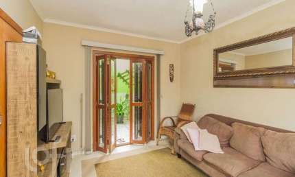 Casa com 3 quartos à venda na Via de Acesso Quatro, 78, Jardim Carvalho, Porto Alegre, 190 m2 por R$ 500.000