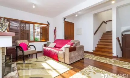 Casa em condomínio fechado com 4 quartos à venda na Praça São Caetano, 90, Teresópolis, Porto Alegre, 195 m2 por R$ 1.350.000