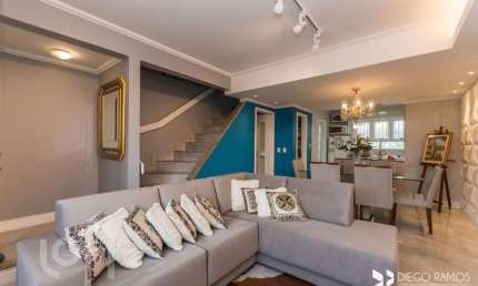 Casa em condomínio fechado com 4 quartos à venda na Rua Antonio Delapieve, 116, Mário Quintana, Porto Alegre, 250 m2 por R$ 750.000