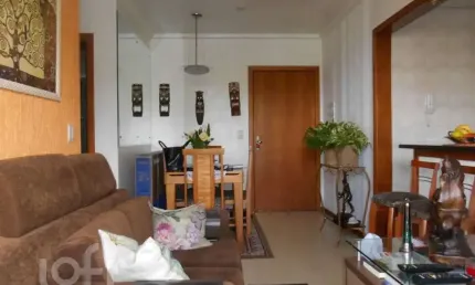Apartamento com 2 quartos à venda na Rua Professora Ziláh Totta, 445, Passo das Pedras, Porto Alegre, 49 m2 por R$ 220.000