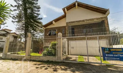 Casa com 3 quartos à venda na Rua Elias Bothome, 310, Jardim Itu Sabará, Porto Alegre, 333 m2 por R$ 740.000