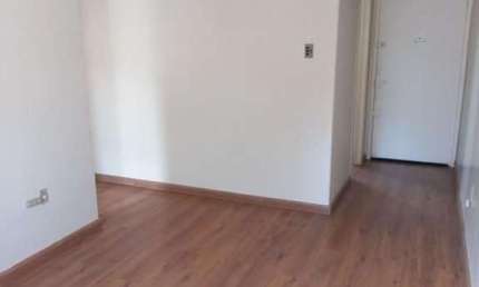 Apartamento com 2 quartos à venda na Rua Ministro Oliveira Lima, 344, São Sebastião, Porto Alegre, 54 m2 por R$ 250.000