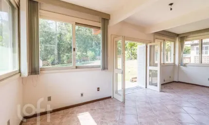 Casa com 4 quartos à venda na Avenida Joaquim Martins da Silva, 110, Belém Novo, Porto Alegre, 250 m2 por R$ 765.000