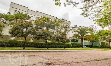 Apartamento com 3 quartos à venda na Rua Araruama, 805, Vila Jardim, Porto Alegre, 134 m2 por R$ 1.615.000