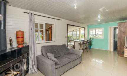 Casa com 3 quartos à venda na Avenida dos Prazeres, 546, Vila Jardim, Porto Alegre, 70 m2 por R$ 715.000