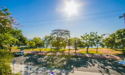 Casa com 4 quartos à venda na Avenida Padre Cacique, 1774, Cristal, Porto Alegre, 547 m2 por R$ 3.648.000