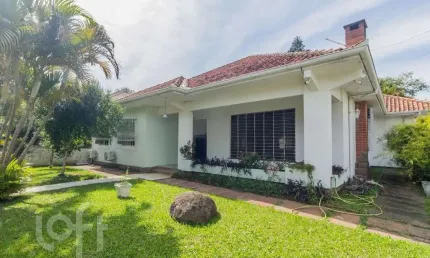Casa com 4 quartos à venda na Rua Doutor Mário Totta, 331, Tristeza, Porto Alegre, 266 m2 por R$ 1.060.000