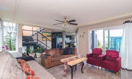Casa com 3 quartos à venda na Rua Deputado Astério de Mello, 690, Teresópolis, Porto Alegre, 427 m2 por R$ 1.425.000