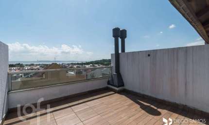 Casa com 3 quartos à venda na Rua Henrique Anawate, 480, Hípica, Porto Alegre, 150 m2 por R$ 750.000