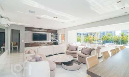 Apartamento com 4 quartos à venda na Rua Nicola Mathias Falci, 151, Jardim do Salso, Porto Alegre, 210 m2 por R$ 2.900.000