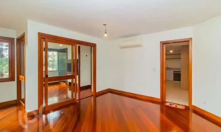 Apartamento com 3 quartos à venda na Travessa Saúde, 65, Auxiliadora, Porto Alegre, 143 m2 por R$ 1.540.000