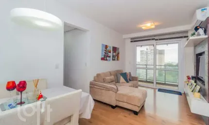Apartamento com 2 quartos à venda na rua gutemberg, 101, petrópolis, porto alegre, 76 m2 por r$ 750.000
