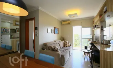 Apartamento com 2 quartos à venda na rua abram goldsztein, 446, jardim carvalho, porto alegre, 57 m2 por r$ 359.000