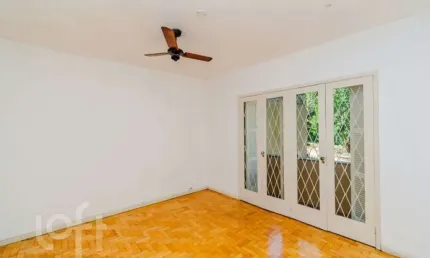 Apartamento com 3 quartos à venda na Rua Hilário Ribeiro, 4, Moinhos de Vento, Porto Alegre, 126 m2 por R$ 520.000