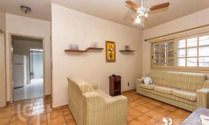 Casa com 5 quartos à venda na Avenida Pereira Pinto, 311, Jardim São Pedro, Porto Alegre, 162 m2 por R$ 617.000