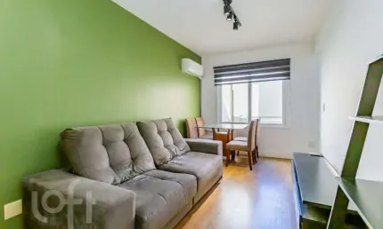 Apartamento com 2 quartos à venda na rua eudoro berlink, 1146, mont serrat, porto alegre, 58 m2 por r$ 322.905