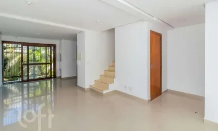 Casa com 3 quartos à venda na rua do fernandes, 78, hípica, porto alegre, 180 m2 por r$ 450.000